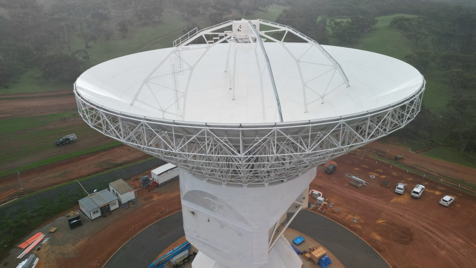 Deep Space Antenna — Cladding Installation — Photo 9