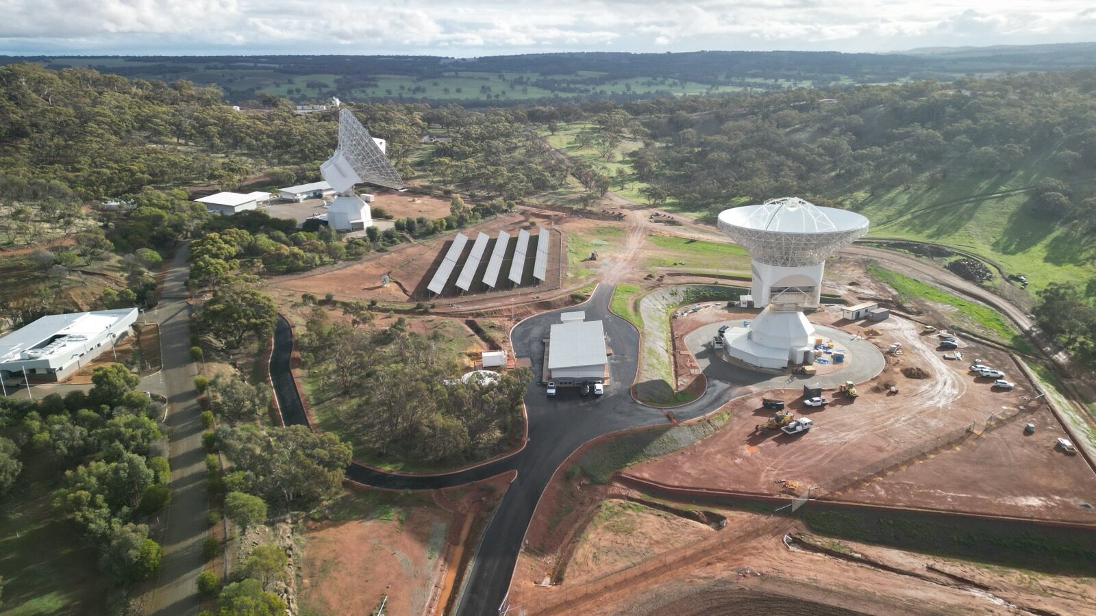 Deep Space Antenna — Cladding Installation — Photo 12