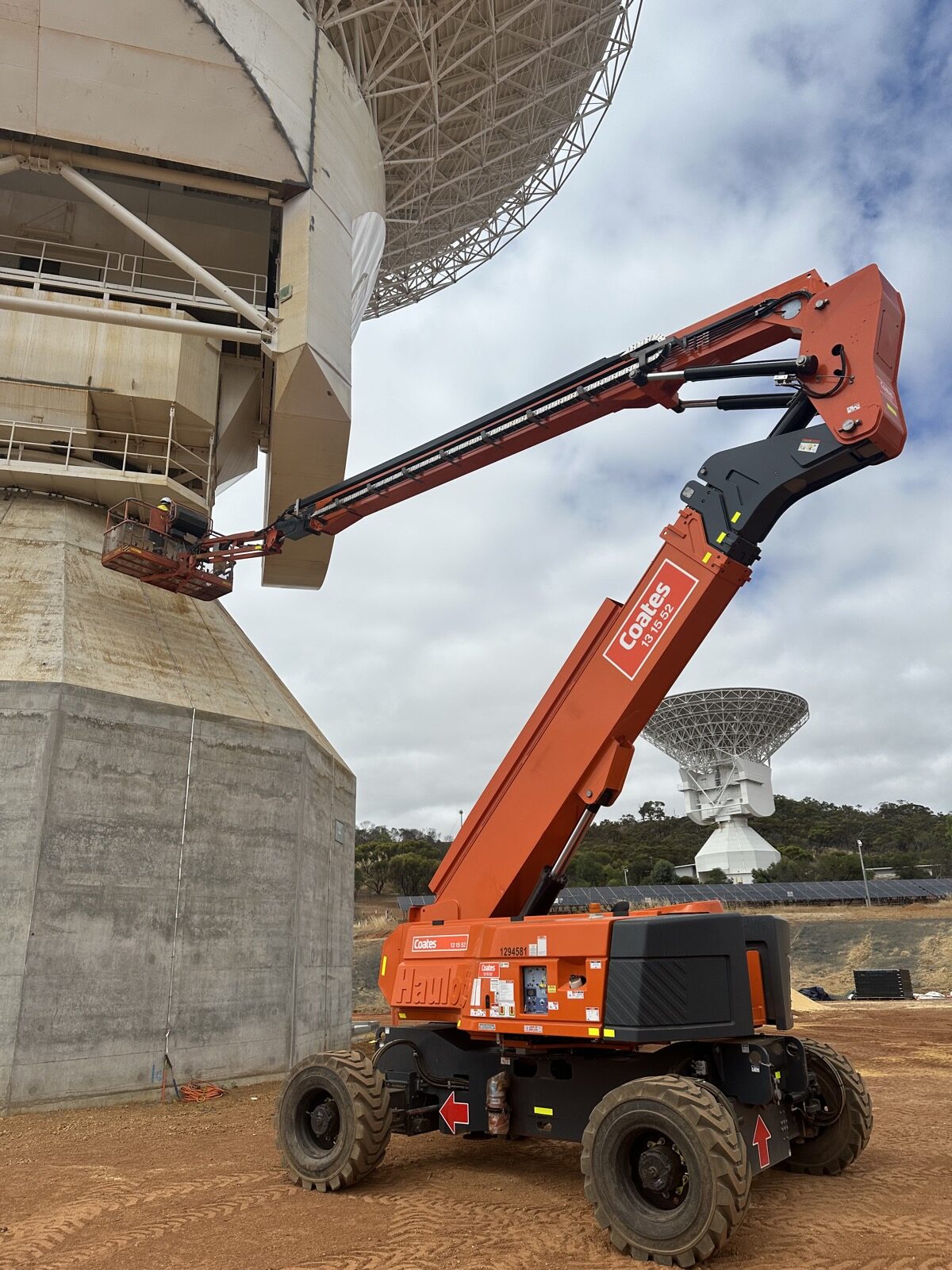 Deep Space Antenna — Cladding Installation — Photo 21